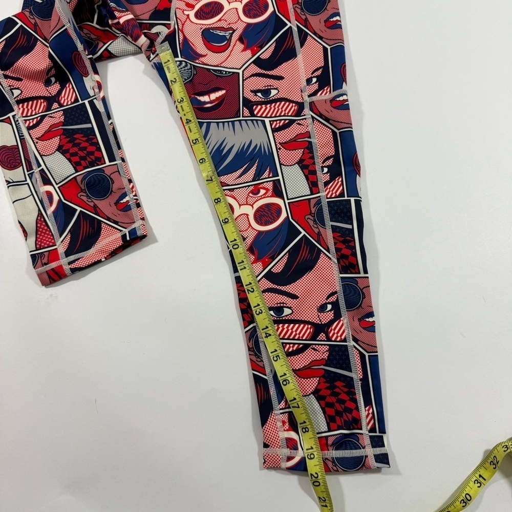 CVG Pop Art Capri Pocket Leggings Constantly Varied Gear - Picture 4 of 6